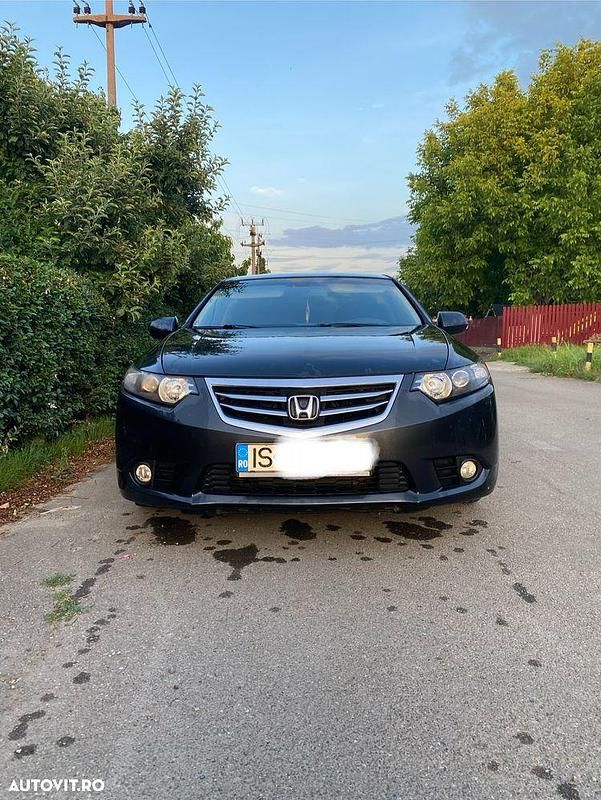 Culoaregri Utilizat 2012 Honda Accord Comfort Berlinǎ | 6.690 EUR - Imagine 1/4
