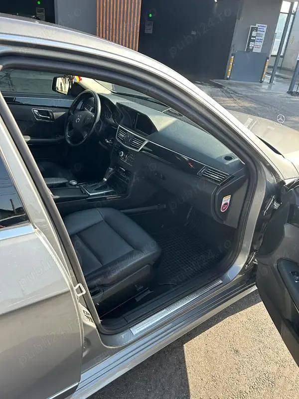 Second-hand Mercedes 250 204 CP (150 kW) 2011 Berlinǎ