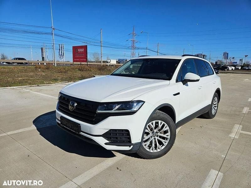 Second-hand VW Touareg Style 231 CP (169 kW) 2021 Culoarealb SUV