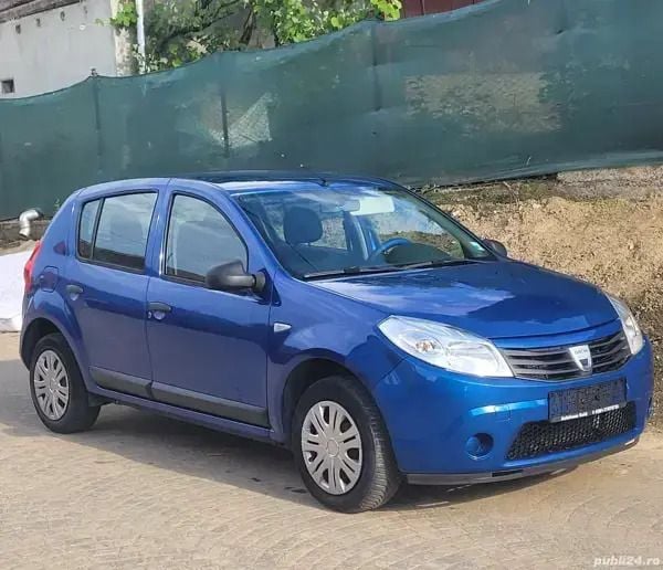 Utilizat 2009 Dacia Sandero Hatchback | 2.150 EUR (Preț OK) - Imagine 1/4
