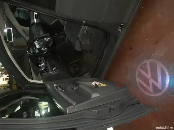 Second-hand VW Touran 150 CP (110 kW) 2014 Monovolum