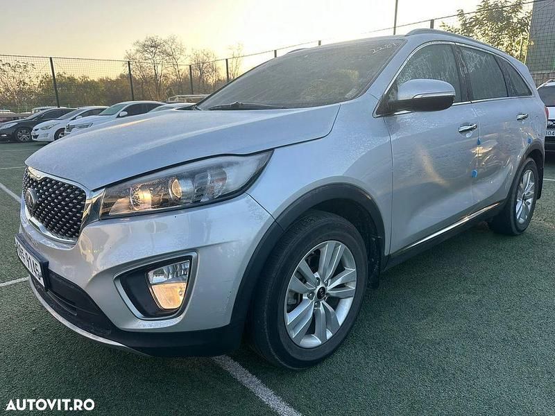 Culoareargint Utilizat 2017 Kia Sorento Edition 7 SUV | 15.996 EUR (Preț bun) - Imagine 1/4