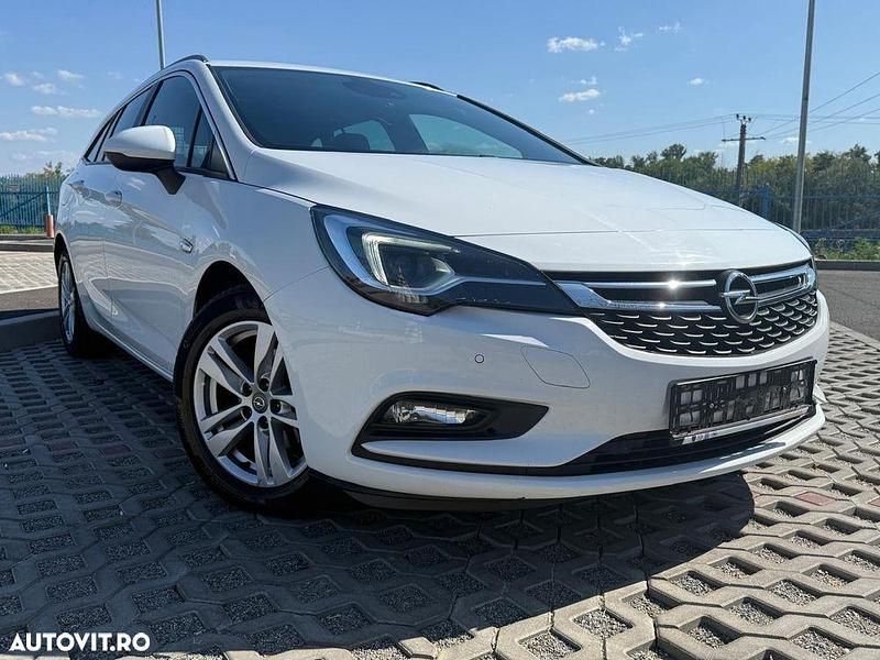 Culoarealb Utilizat 2019 Opel Astra Dynamic Break | 7.990 EUR (Preț OK) - Imagine 1/4