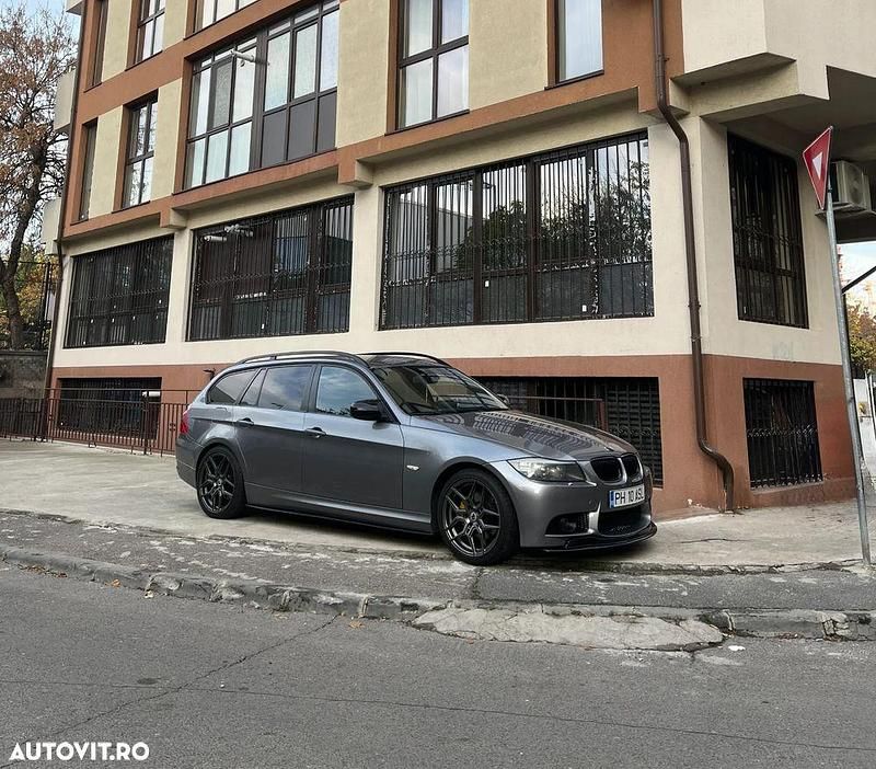 Culoaregri Utilizat 2009 BMW 320 Shadowline Break | 5.999 EUR (Puțin scump) - Imagine 1/4