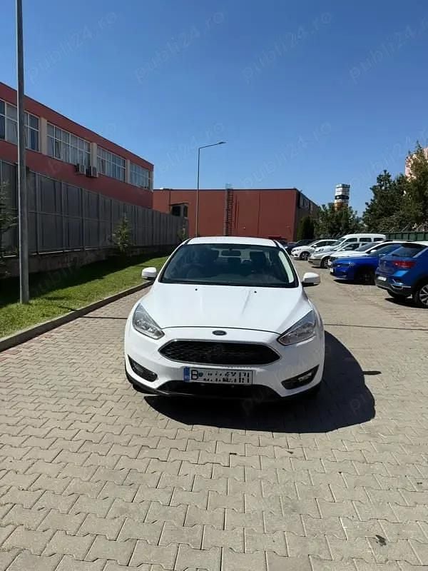 Utilizat 2017 Ford Focus Berlinǎ | 9.450 EUR (Preț OK) - Imagine 1/4