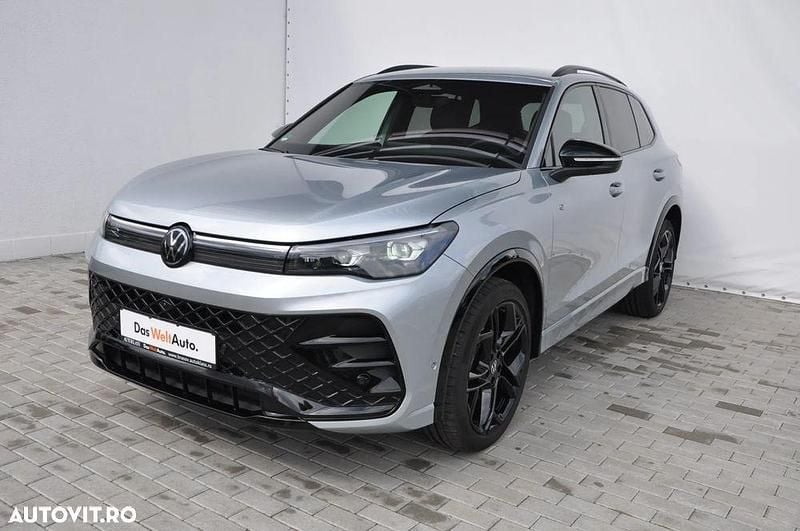 Argintiu metalic Utilizat 2024 VW Tiguan R-line SUV | 49.750 EUR - Imagine 1/4