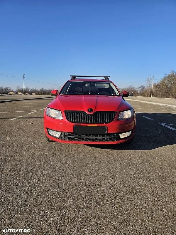 Culoarerosu Utilizat 2015 Skoda Octavia Active Break | 4.999 EUR (Scump) - Imagine 1/4