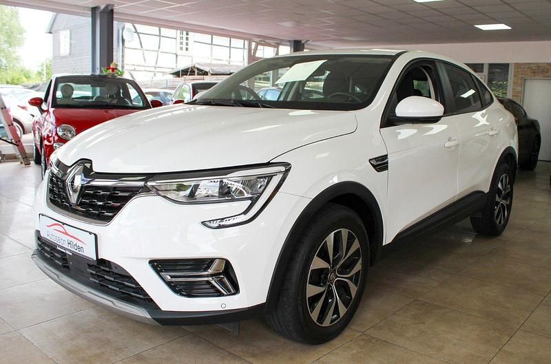 Utilizat 2022 Renault Arkana Equilibre SUV | 21.385 EUR (Preț bun) - Imagine 1/1