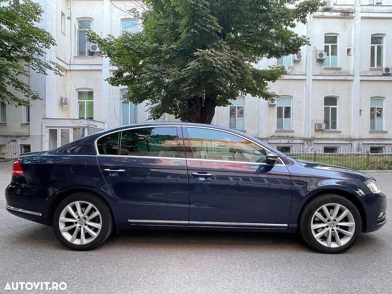 Albastru Utilizat 2012 VW Passat Berlinǎ | 9.500 EUR (Preț OK) - Imagine 1/4
