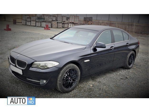 Negru Utilizat 2011 BMW 525 Sport Line Berlinǎ | 10.500 EUR (Preț OK) - Imagine 1/4