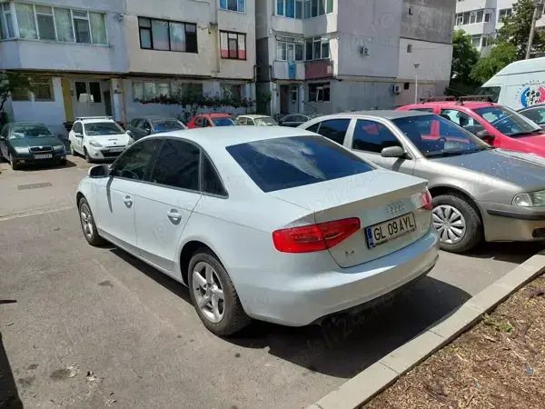 Alb Utilizat 2012 Audi A4 Berlinǎ | 9.900 EUR (Puțin scump) - Imagine 1/4