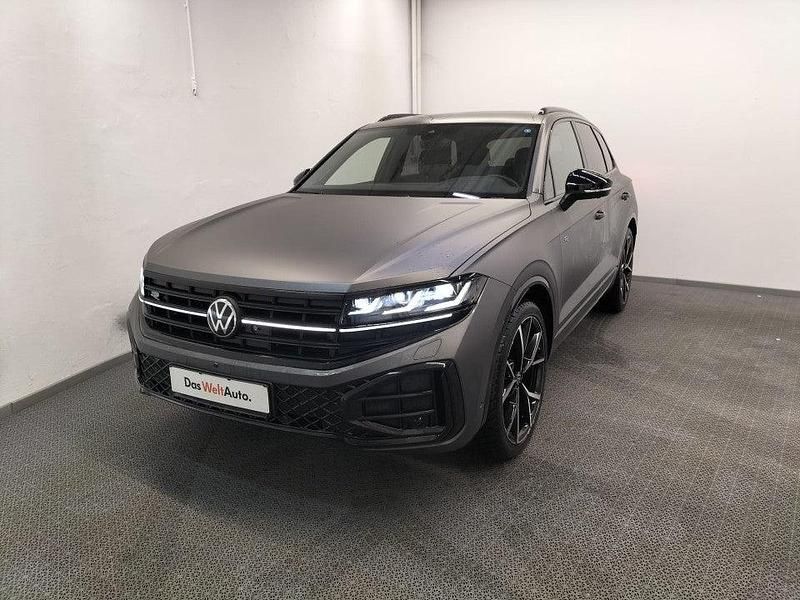 Culoaregri Utilizat 2025 VW Touareg Style SUV | 79.900 EUR - Imagine 1/1