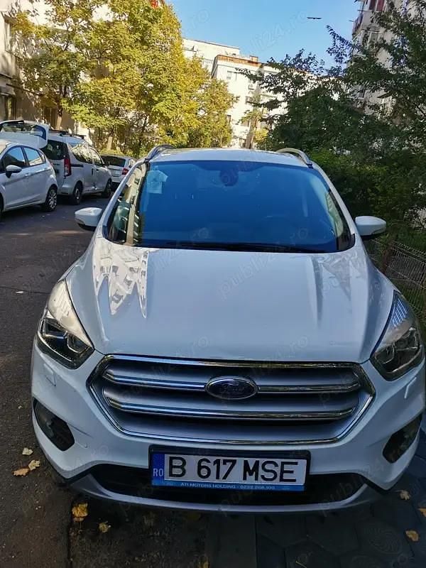 Alb Utilizat 2019 Ford Kuga SUV | 16.500 EUR (Puțin scump) - Imagine 1/4