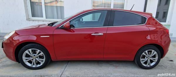 Utilizat 2013 Alfa Romeo Giulietta Hatchback | 7.000 EUR - Imagine 1/4