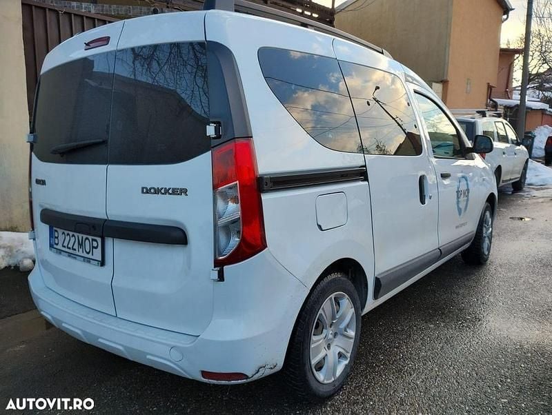 Second-hand Dacia Dokker Lauréate 75 CP (55 kW) 2020 Culoarealb Monovolum