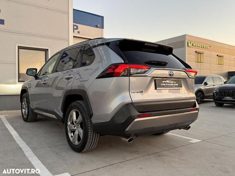 Second-hand Toyota RAV4 Hybrid Luxury 222 CP (163 kW) 2020 Culoaregri SUV