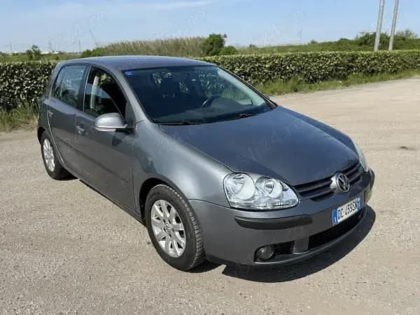 Utilizat 2007 VW Golf V Berlinǎ | 1.800 EUR (Preț bun) - Imagine 1/4