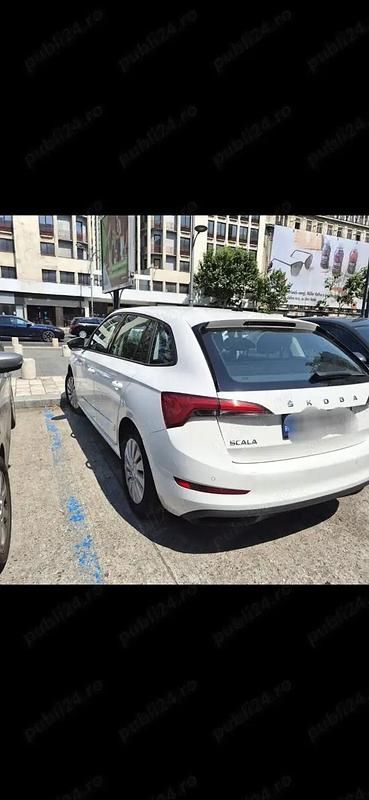 Second-hand Skoda Scala 100 CP (73 kW) 2021 Alb Hatchback