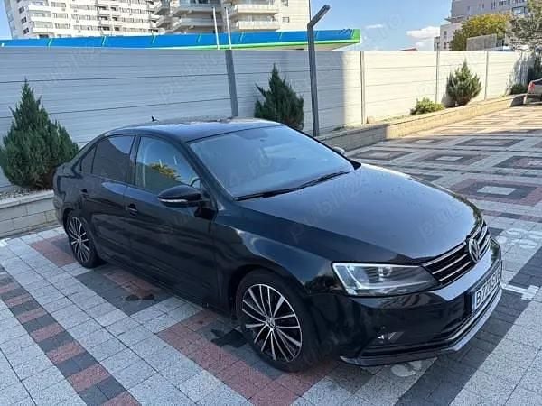 Utilizat 2015 VW Jetta Berlinǎ | 8.500 EUR (Preț OK) - Imagine 1/4