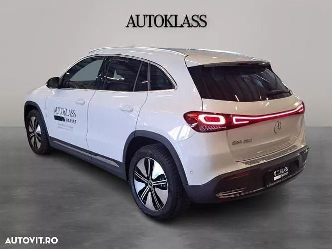 Second-hand Mercedes EQA250+ 139 kW (190 CP) 2022 Culoarealb SUV