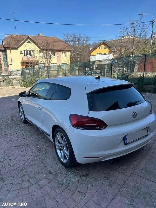 Second-hand VW Scirocco 140 CP (102 kW) 2011 Culoarealb Coupe