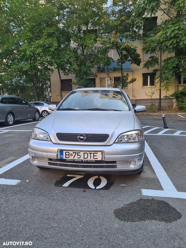 Culoaregri Utilizat 2004 Opel Astra Classic Break | 1.100 EUR (Preț bun) - Imagine 1/4