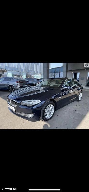 Culoarealbastru Utilizat 2013 BMW 525 Berlinǎ | 12.500 EUR (Preț OK) - Imagine 1/4