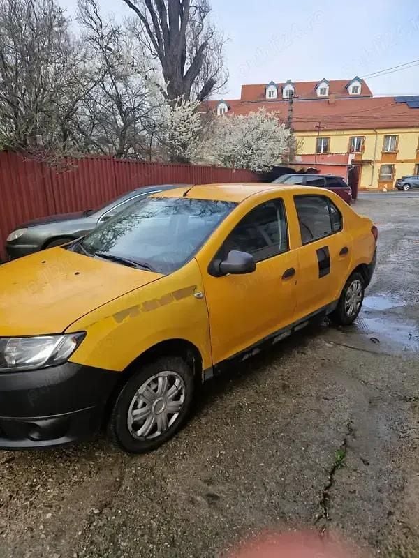 Utilizat 2013 Dacia Logan Berlinǎ | 1.800 EUR (Preț OK) - Imagine 1/2