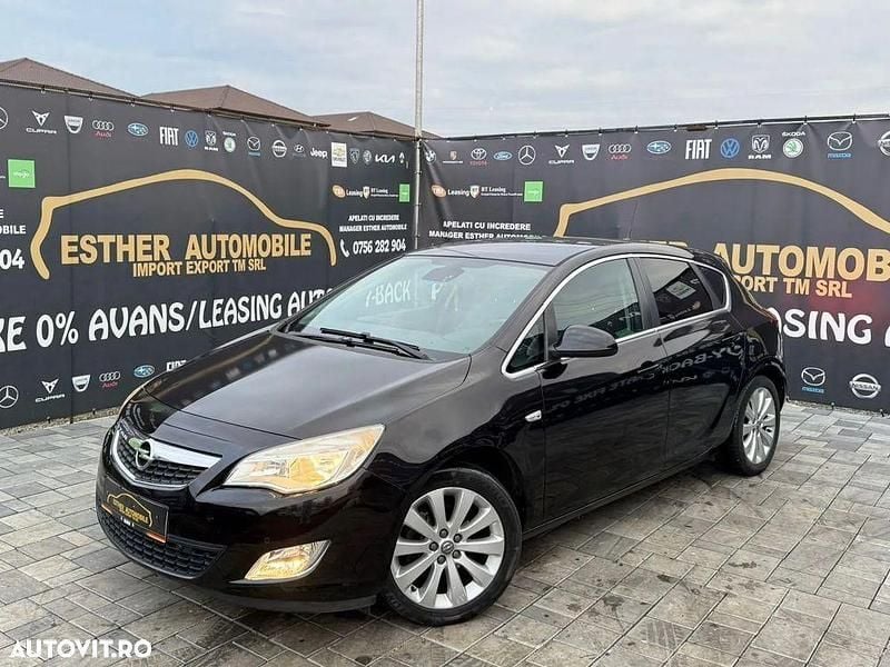 Culoarenegru Utilizat 2011 Opel Astra Hatchback | 3.750 EUR (Preț OK) - Imagine 1/4