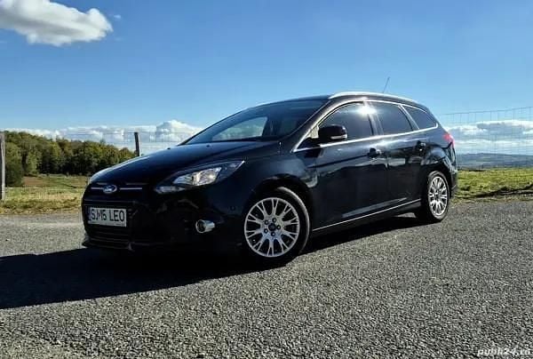 Utilizat 2013 Ford Focus Titanium Hatchback | 3.950 EUR (Preț bun) - Imagine 1/4
