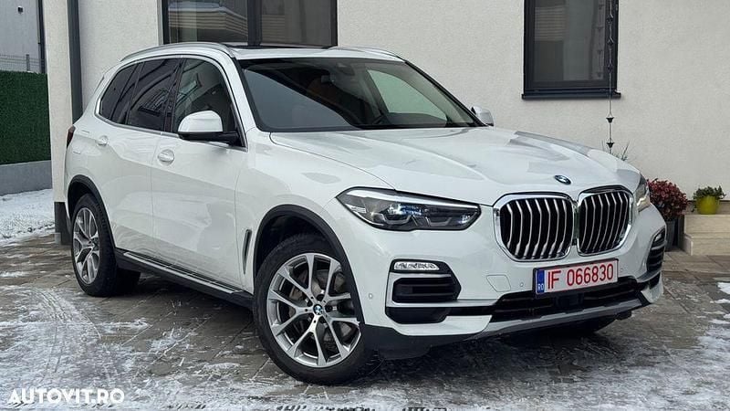 Culoarealb Second-hand 2021 BMW X5 M Sport SUV | 43.900 EUR (Super Preț) - Imagine 1/4