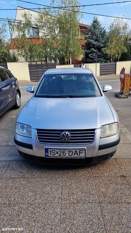 Culoaregri Utilizat 2005 VW Passat Berlinǎ | 2.000 EUR (Preț bun) - Imagine 1/4