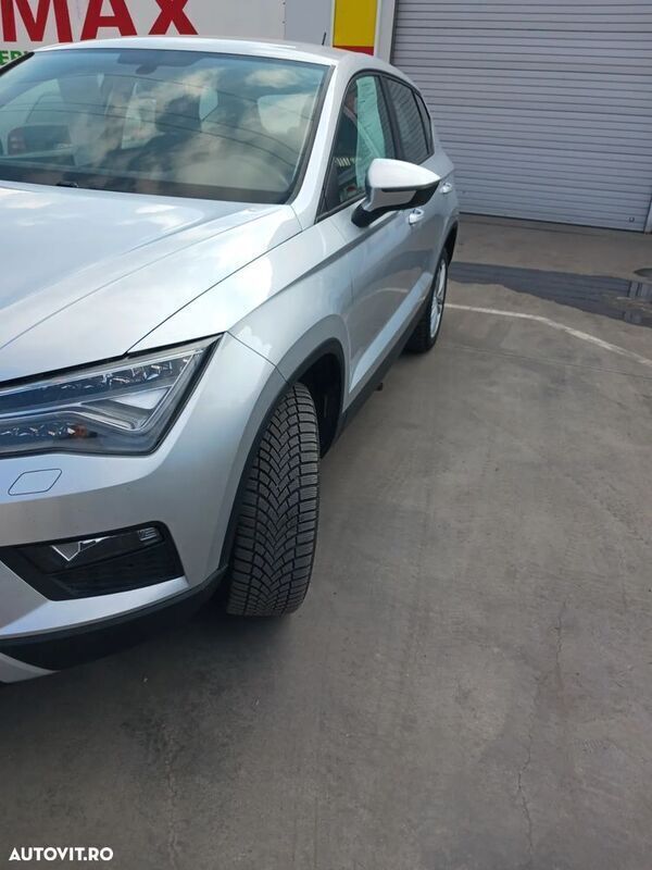 Gri Utilizat 2016 Seat Ateca 4Drive SUV | 13.500 EUR (Preț OK) - Imagine 1/4