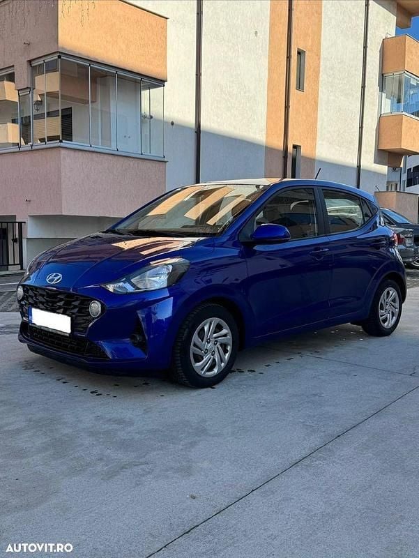 Second-hand Hyundai i10 Comfort 67 CP (49 kW) 2021 Culoarealbastru Hatchback