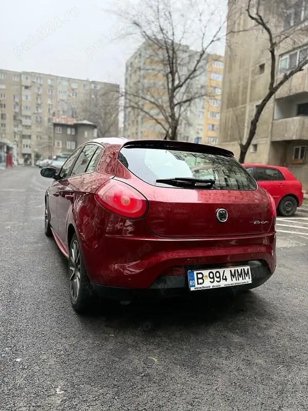 Second-hand Fiat Bravo 150 CP (110 kW) 2008 Rosu Hatchback