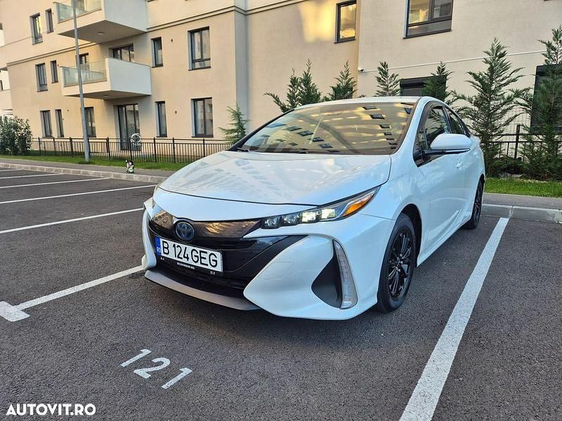 Culoarealb Utilizat 2020 Toyota Prius Hatchback | 18.300 EUR (Preț OK) - Imagine 1/4