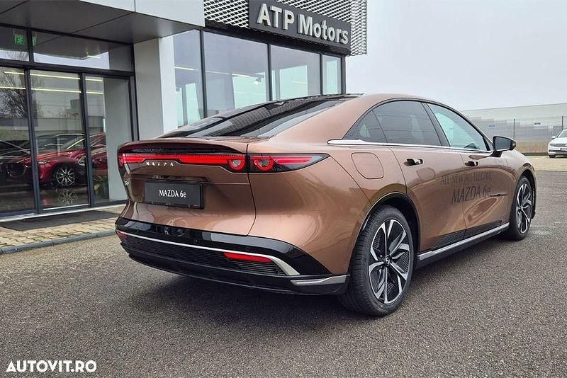 Nouă Mazda 6e Takumi-Line 189 kW (258 CP) 2025 Culoarebej Berlinǎ