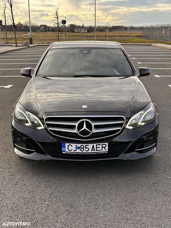 Second-hand Mercedes E200 Elegance 136 CP (100 kW) 2016 Culoarenegru Berlinǎ