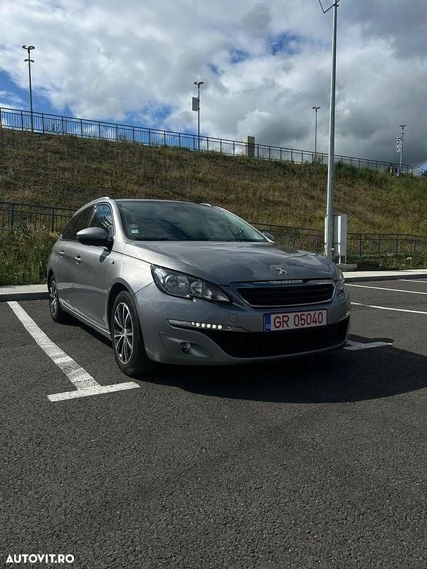 Culoaregri Utilizat 2015 Peugeot 308 Style Break | 5.100 EUR (Preț bun) - Imagine 1/4