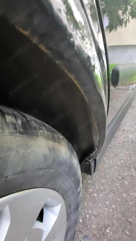 Utilizat 2008 Opel Astra Hatchback | 1.400 EUR (Preț bun) - Imagine 1/4