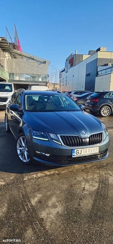 Culoaregri Second-hand 2018 Skoda Octavia Ambition Break | 8.990 EUR (Preț OK) - Imagine 1/4
