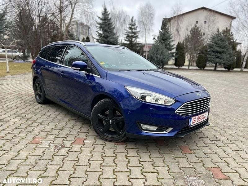 Culoarealbastru Second-hand 2015 Ford Focus Titanium Break | 7.990 EUR (Preț OK) - Imagine 1/4