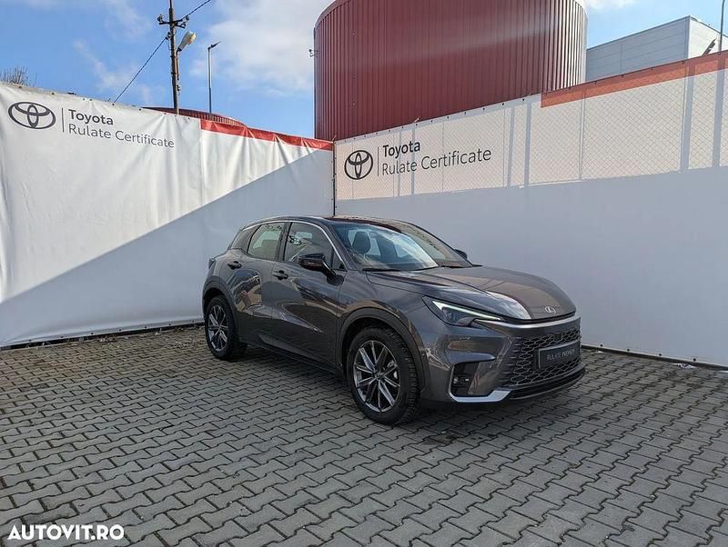 Second-hand Lexus LBX 136 CP (100 kW) 2024 Culoaregri SUV