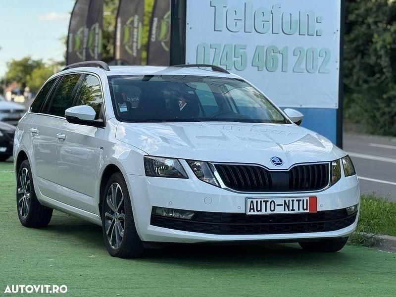Alb Utilizat 2020 Skoda Octavia Ambition Break | 9.790 EUR (Super Preț) - Imagine 1/4