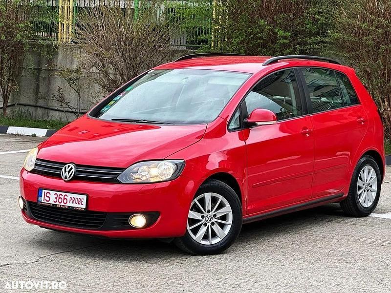 Culoarerosu Utilizat 2012 VW Golf VII Comfortline Hatchback | 5.190 EUR (Preț OK) - Imagine 1/4
