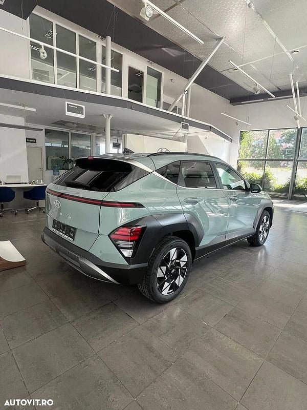 Nouă Hyundai Kona Premium 138 CP (101 kW) 2025 Culoareverde SUV