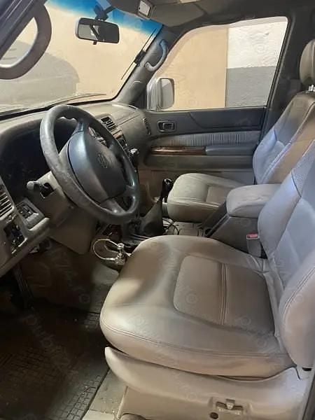 Second-hand Nissan Patrol 215 CP (158 kW) 2000 SUV