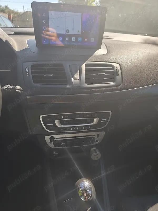 Second-hand Renault Mégane III 115 CP (84 kW) 2013 Negru Hatchback