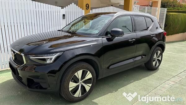 Negru Utilizat 2024 Volvo XC40 Core SUV | 38.400 EUR - Imagine 1/4