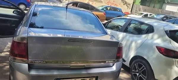 Gri Utilizat 2007 Opel Vectra Berlinǎ | 2.200 EUR (Preț OK) - Imagine 1/4